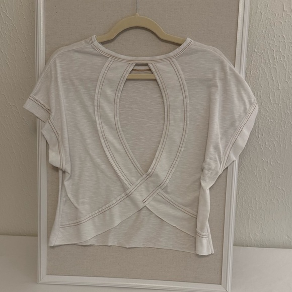 White Open Back Relaxed Short Sleeve Tee - Picture 3 of 3